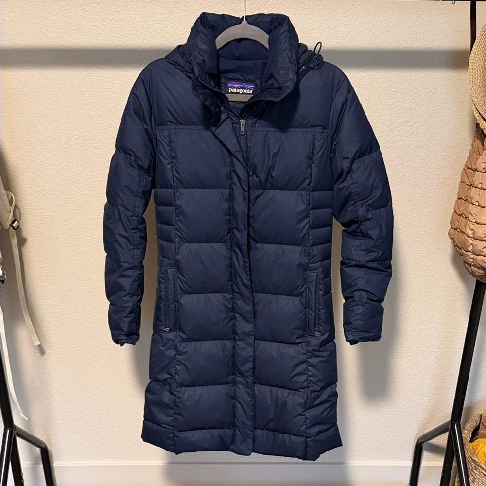 Patagonia Women's Dark Blue Long Puffer Jacket